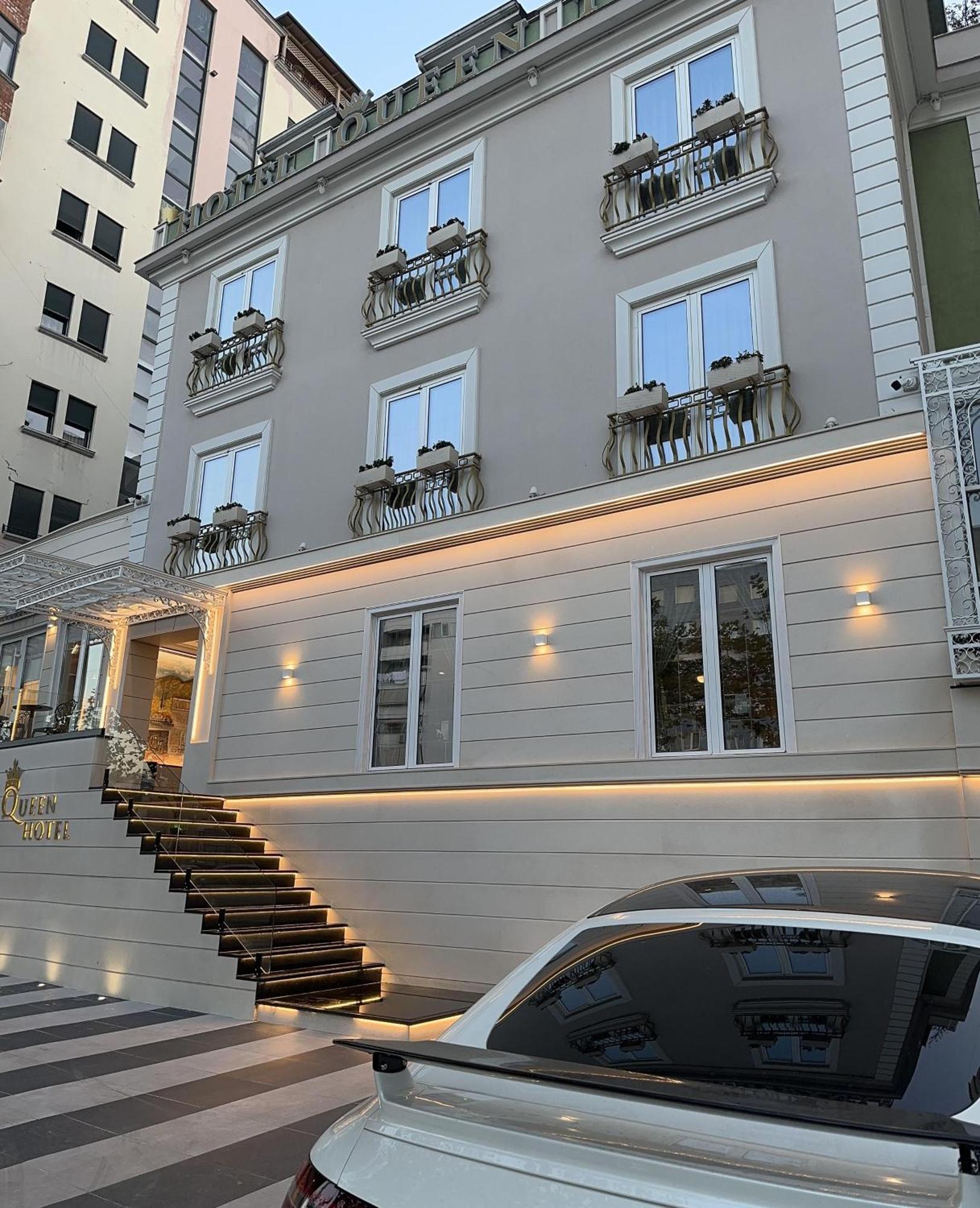Hotel Queen Selitë e Vogël Exterior foto